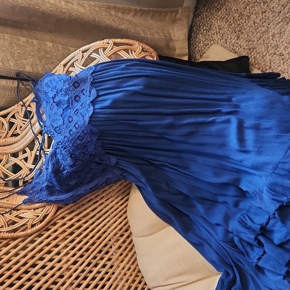 FREE PEOPLE Elegant Blue Lace Dress - Picture 1 of 4